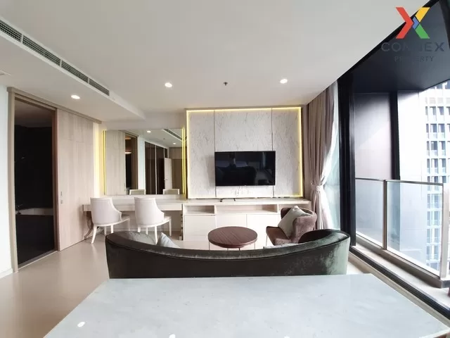 FOR RENT condo Noble Ploenchit , Duplex , high floor , BTS-Phloen FOR RENT condo Noble Ploenchit , Duplex , high floor , BTS-Phloen